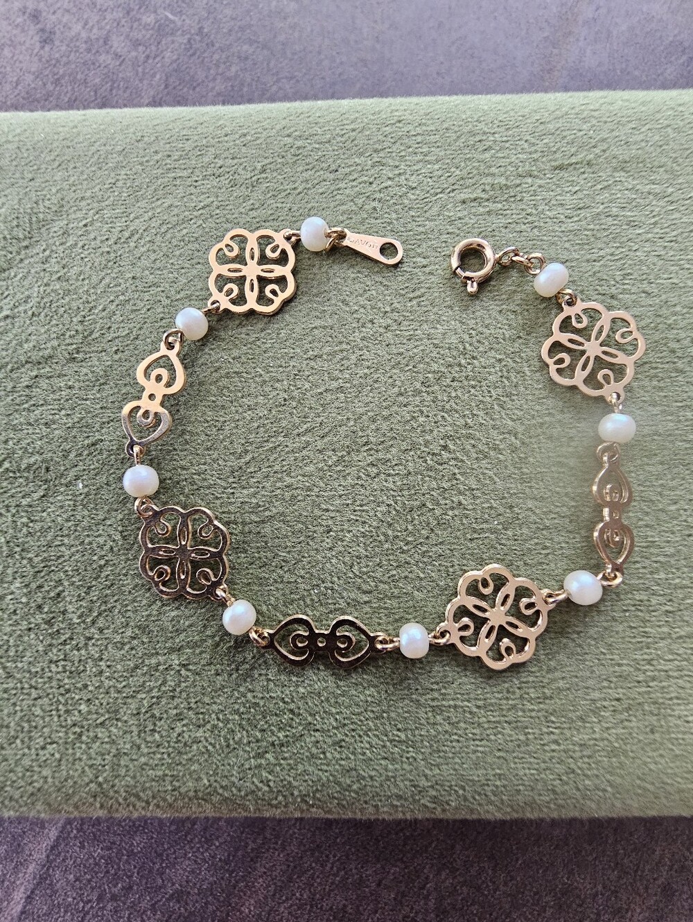 Vintage Avon Bracelet